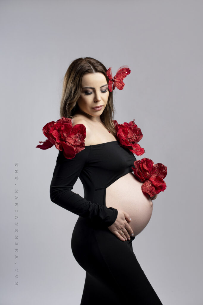 Коледна фотосесия за бременни в Пловдив и София
